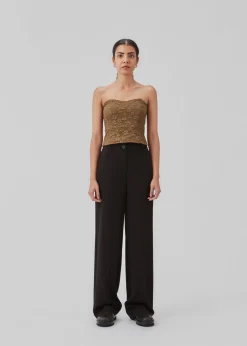 Modström AtiraMD crop top - Dark Forest< Toppe