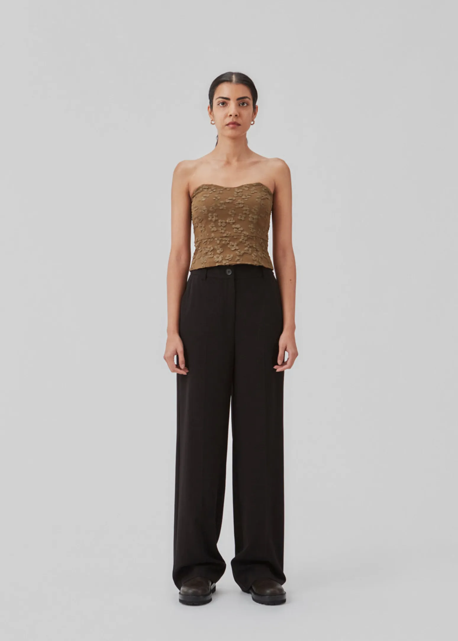 Modström AtiraMD crop top - Dark Forest< Toppe