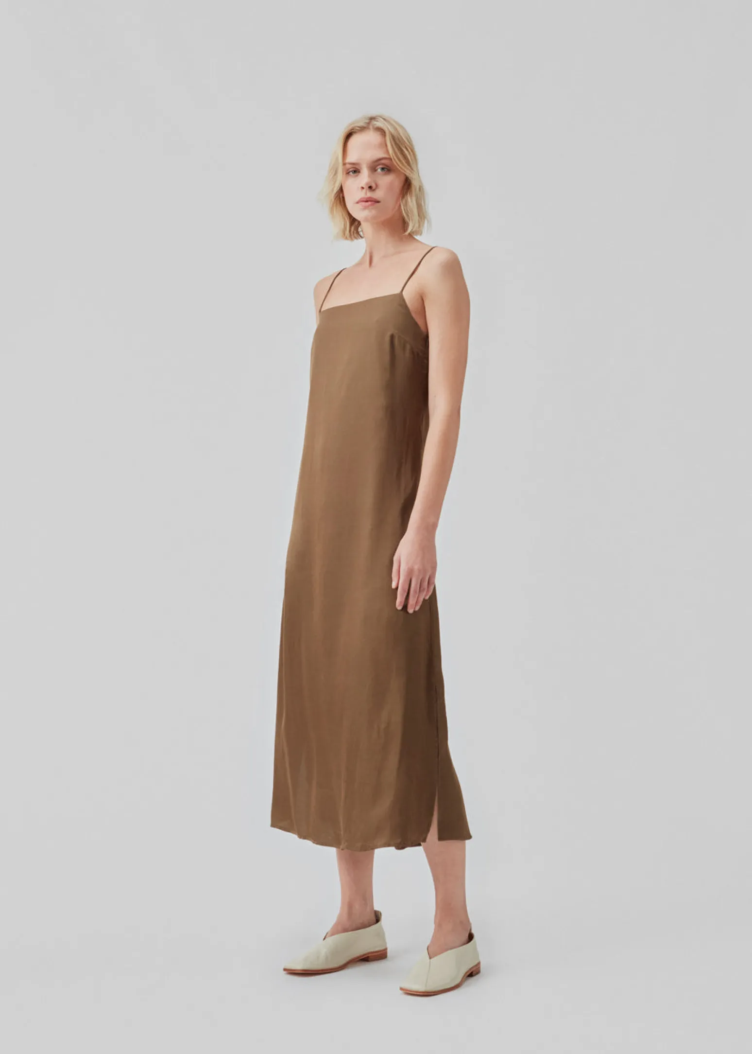 Modström CarwynMD dress - Dark Forest< Kjoler