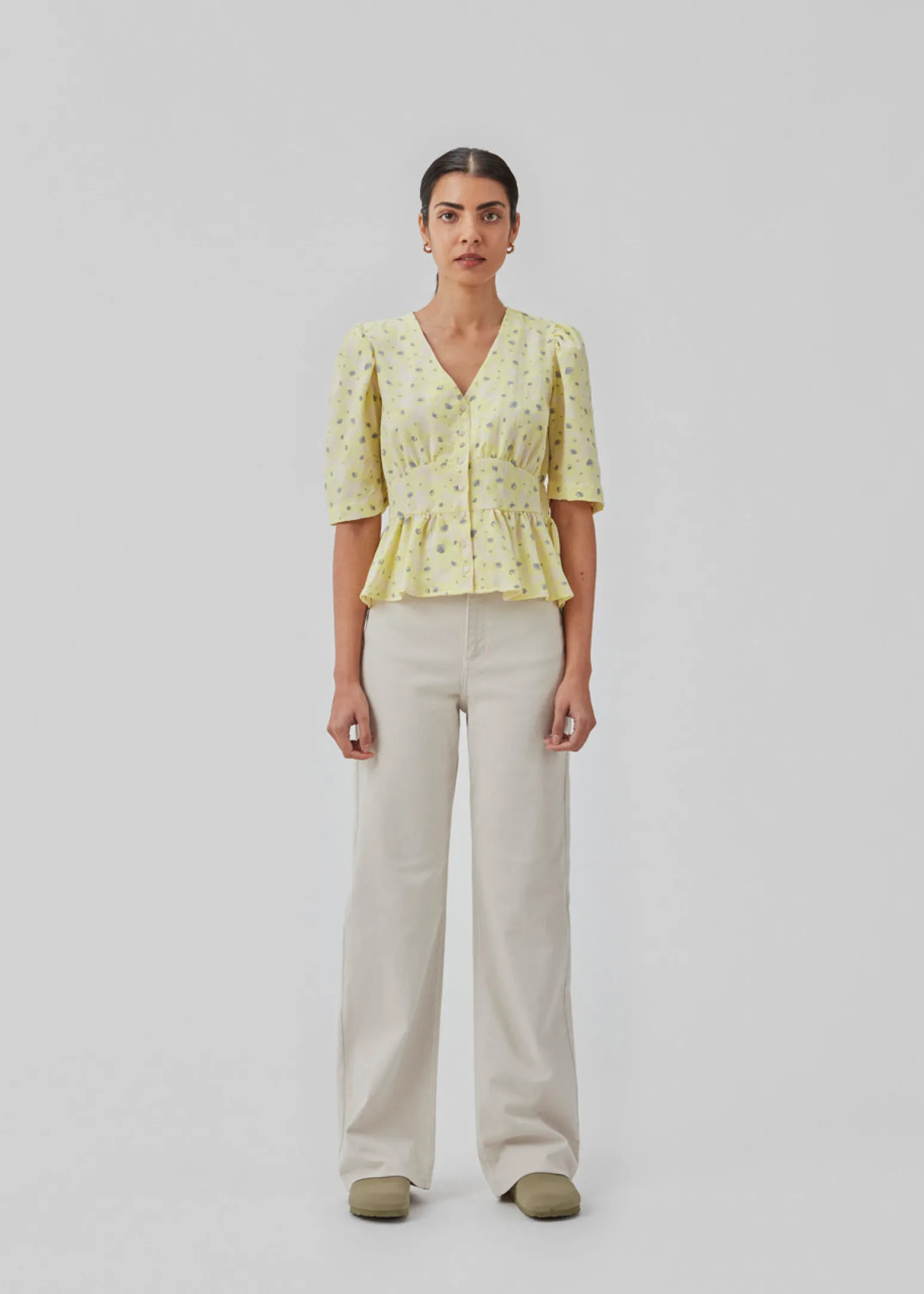 Modström CupidMD print top - Aqua yellow flower< Toppe
