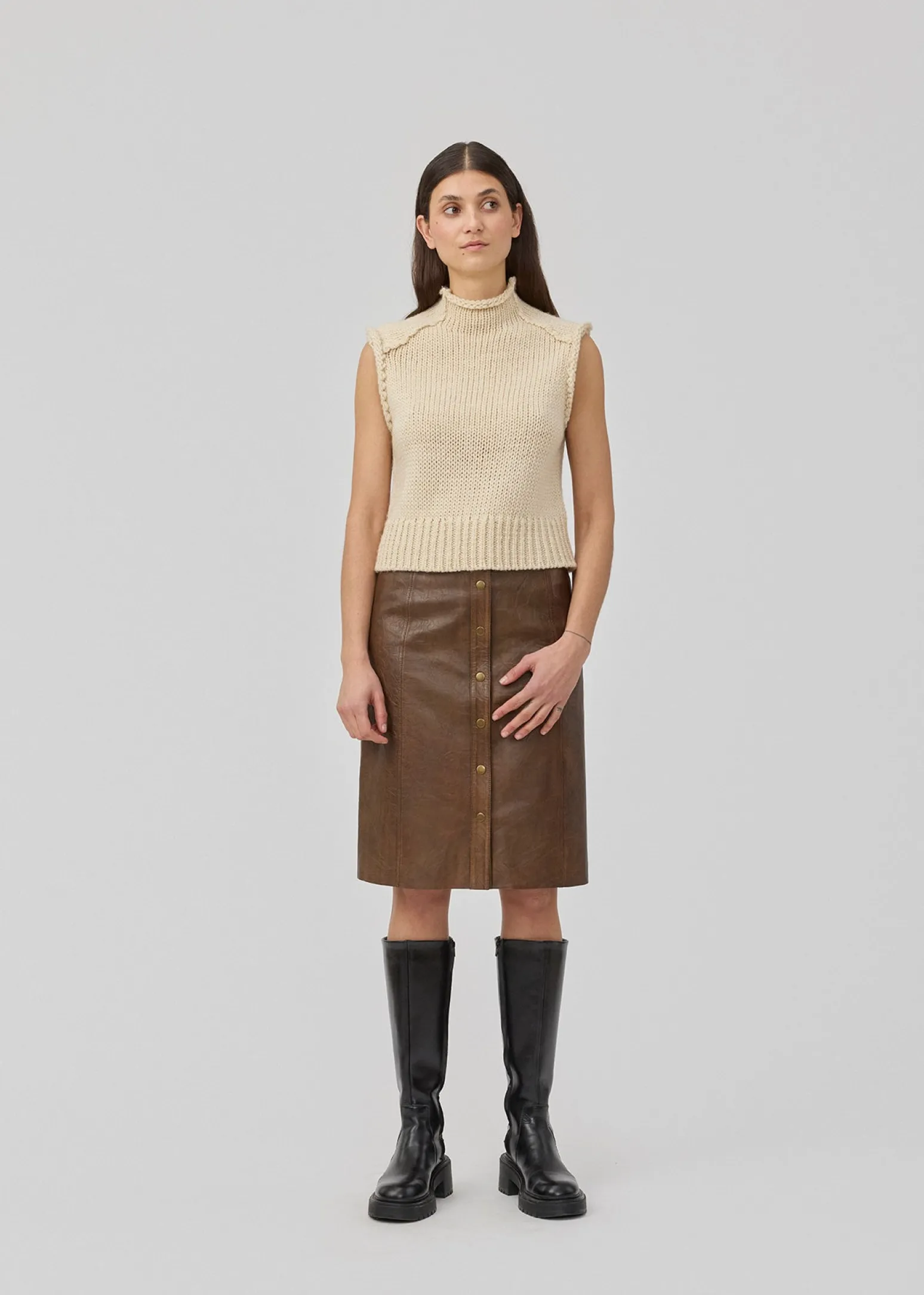 Modström FelipeMD vest - Summer Sand< Veste|Strik & Bluser