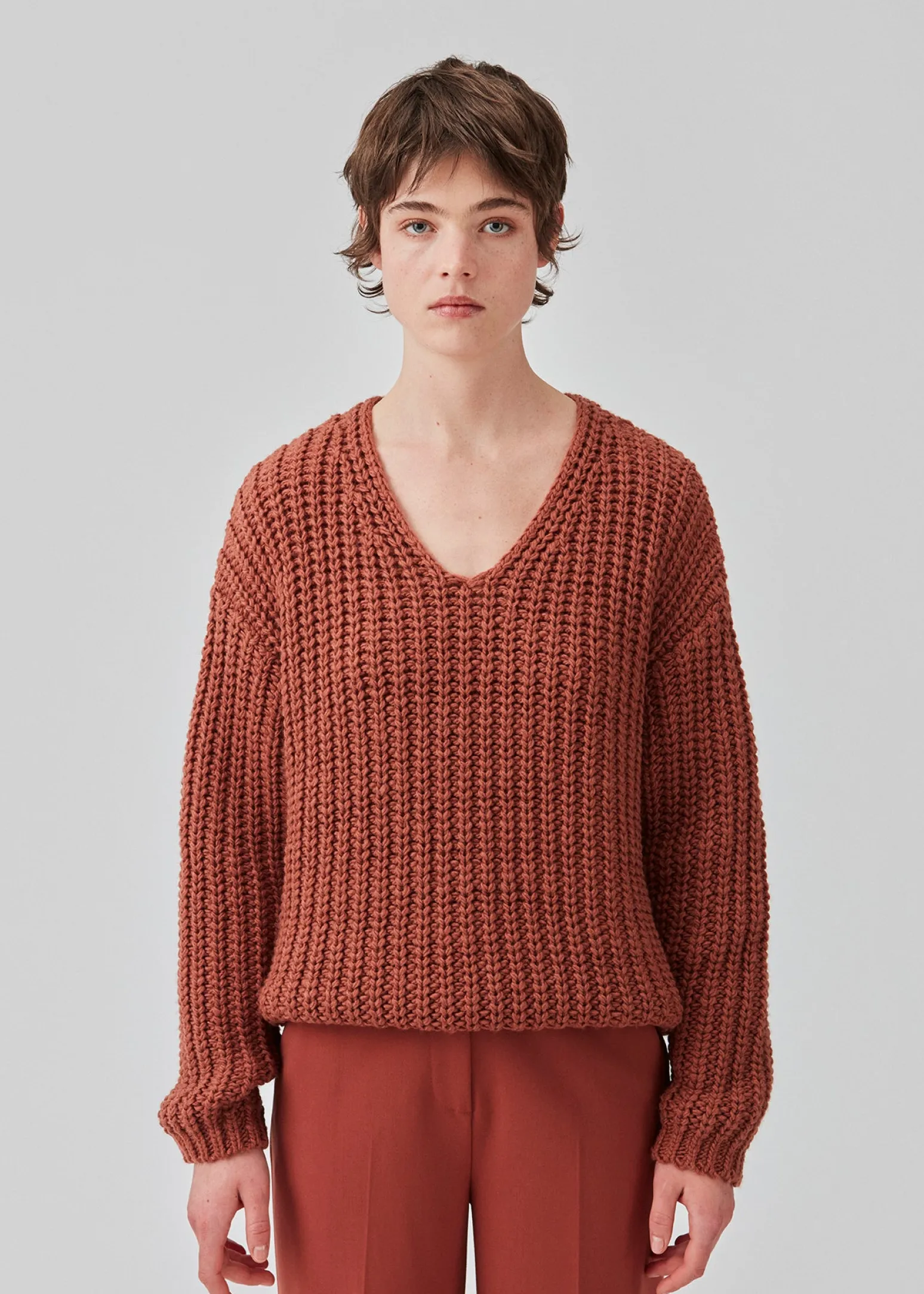 Modström FelipeMD v-neck -< Strik & Bluser