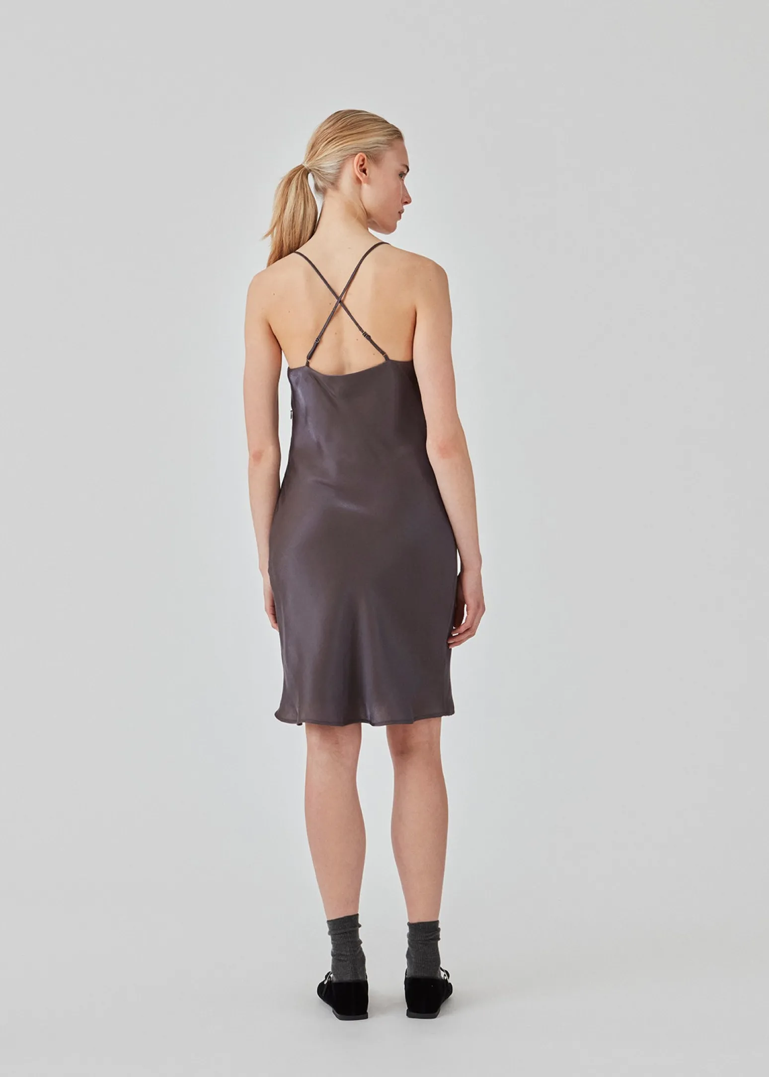 Modström FerronMD dress - Dark Grey< Kjoler