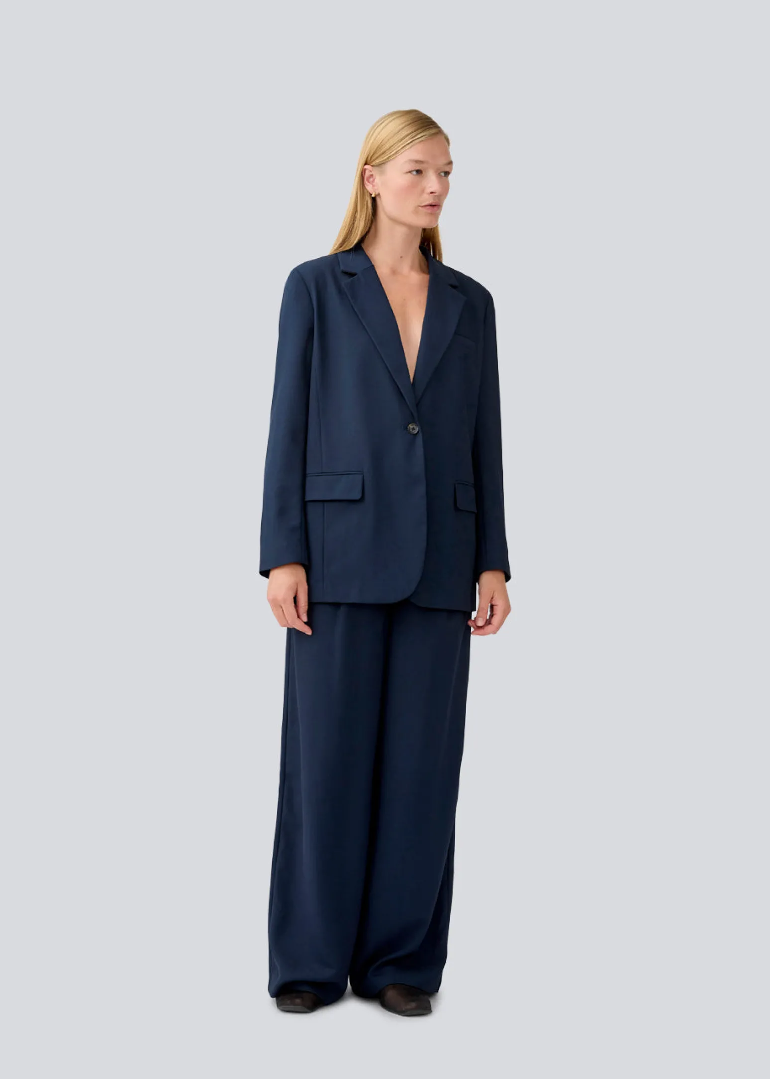 Modström GaleMD 2 wide pants - Navy Sky< Jakkesæt|Bukser