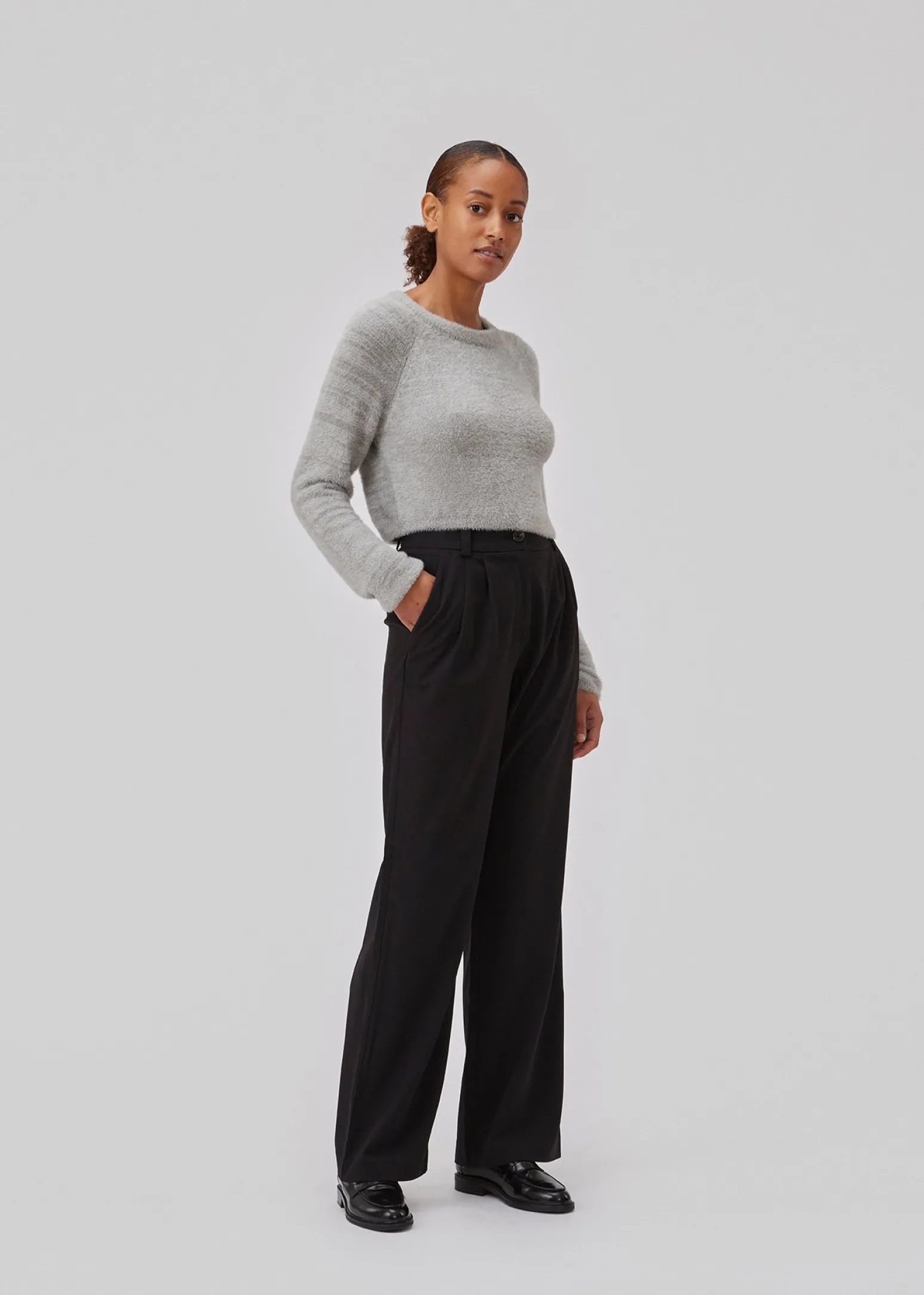 Modström GriseldaMD o-neck - Steeple Gray< Strik & Bluser