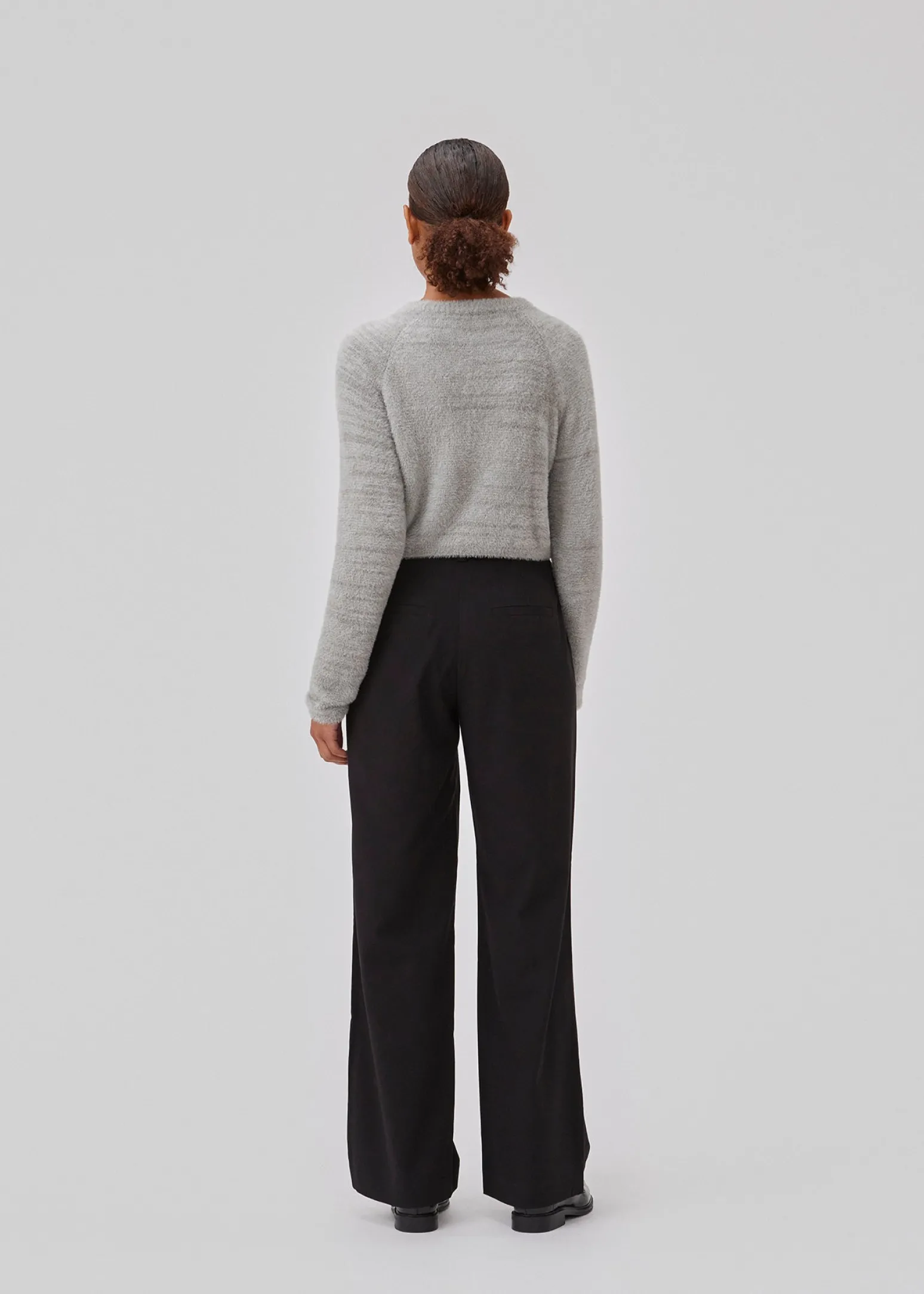 Modström GriseldaMD o-neck - Steeple Gray< Strik & Bluser
