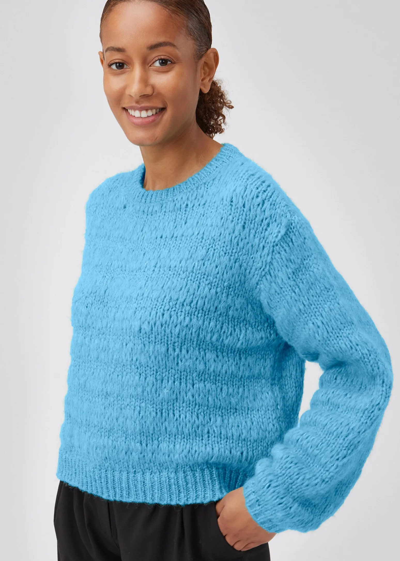 Modström GroverMD o-neck - Bonnie Blue< Strik & Bluser