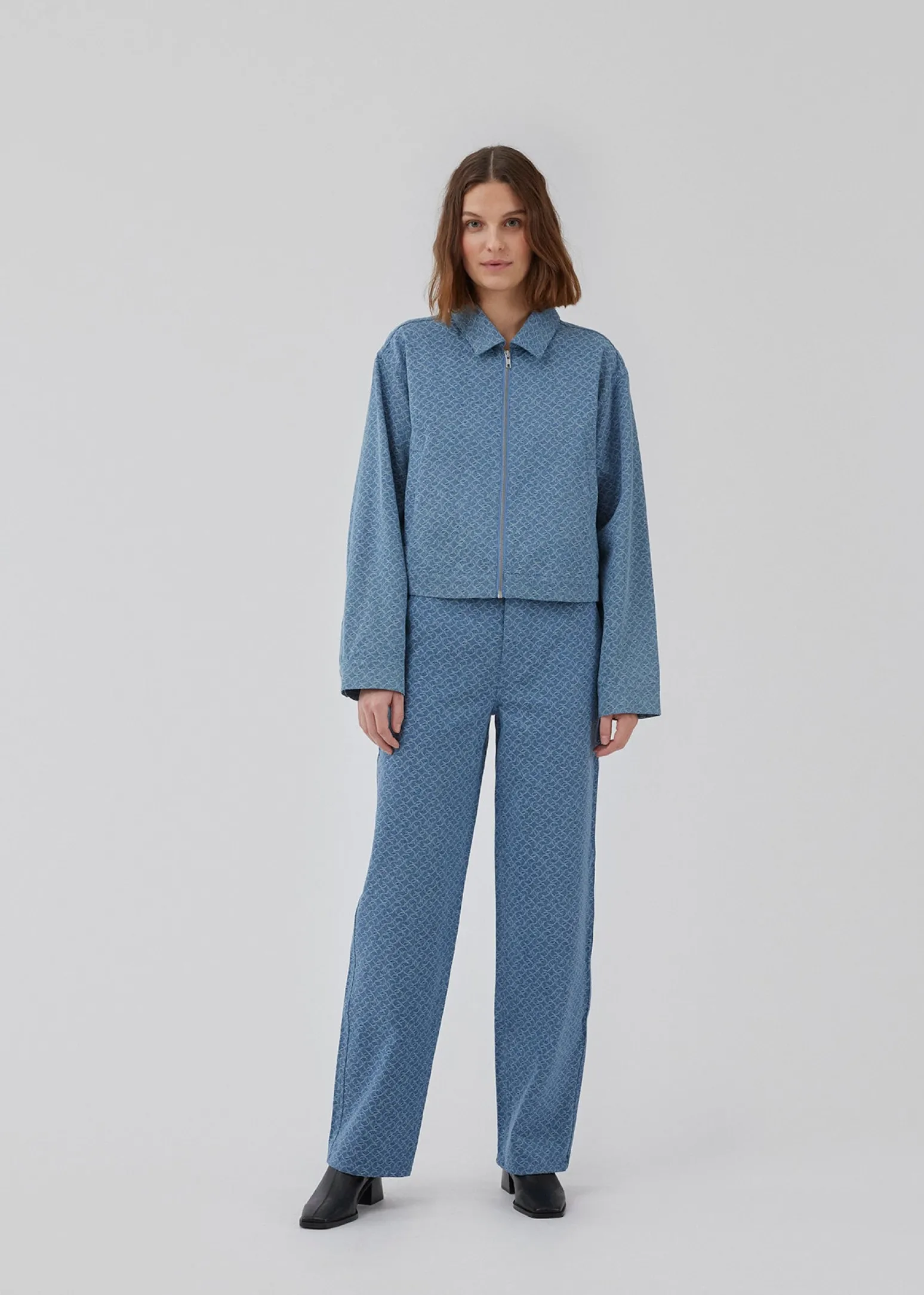 Modström HennesyMD jacket - Structured Medium Blue< Denim|Frakker & Jakker