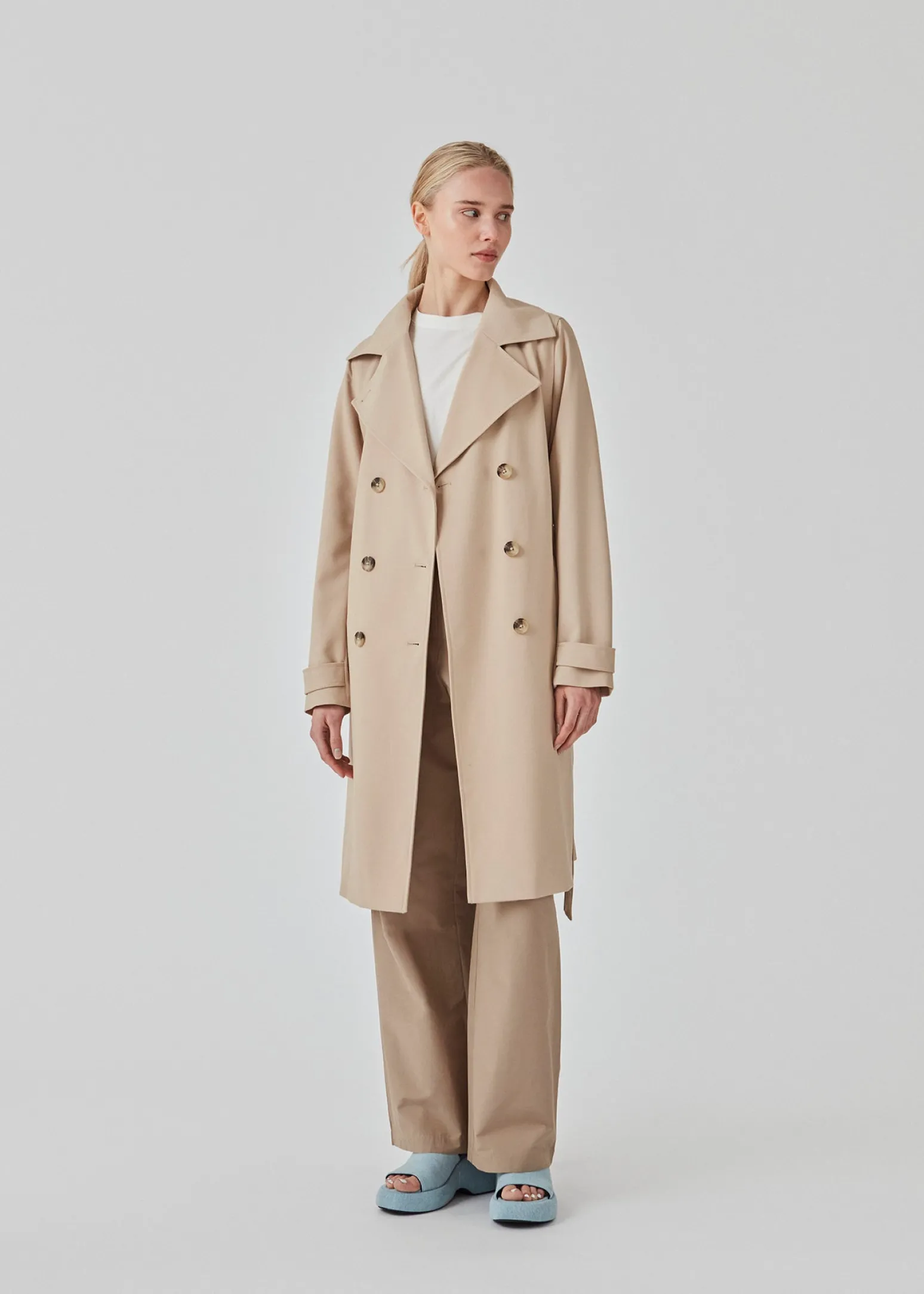 Modström Hiro jacket - Powder Sand< Basic|Frakker & Jakker