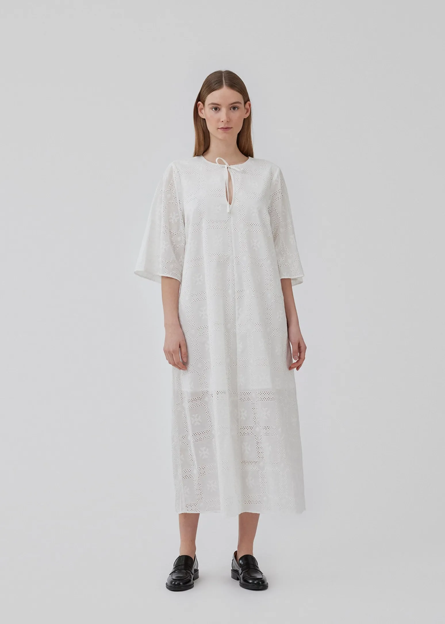 Modström HollynMD dress - Soft White< Kjoler