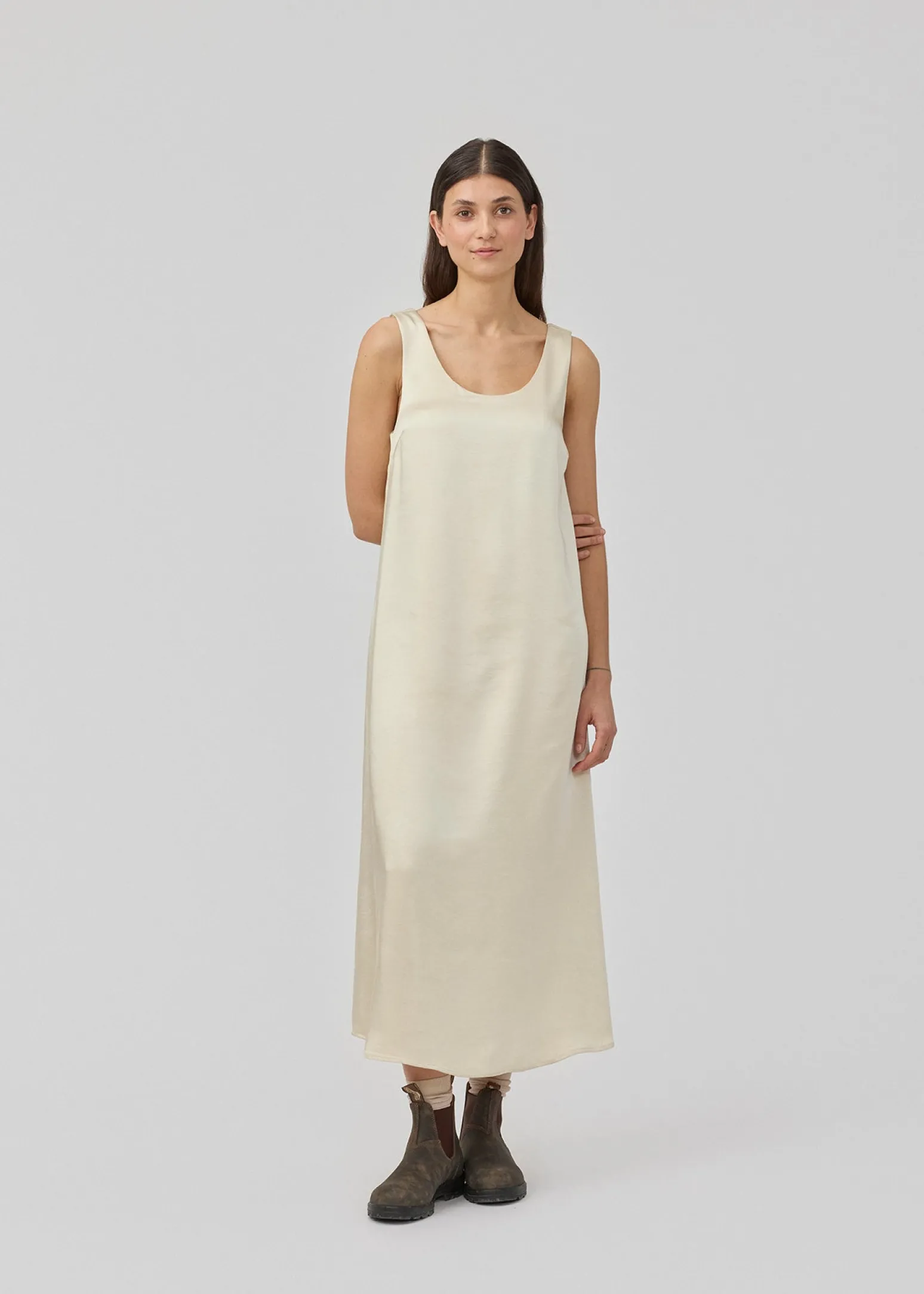 Modström IolaMD dress - Summer Sand< Kjoler
