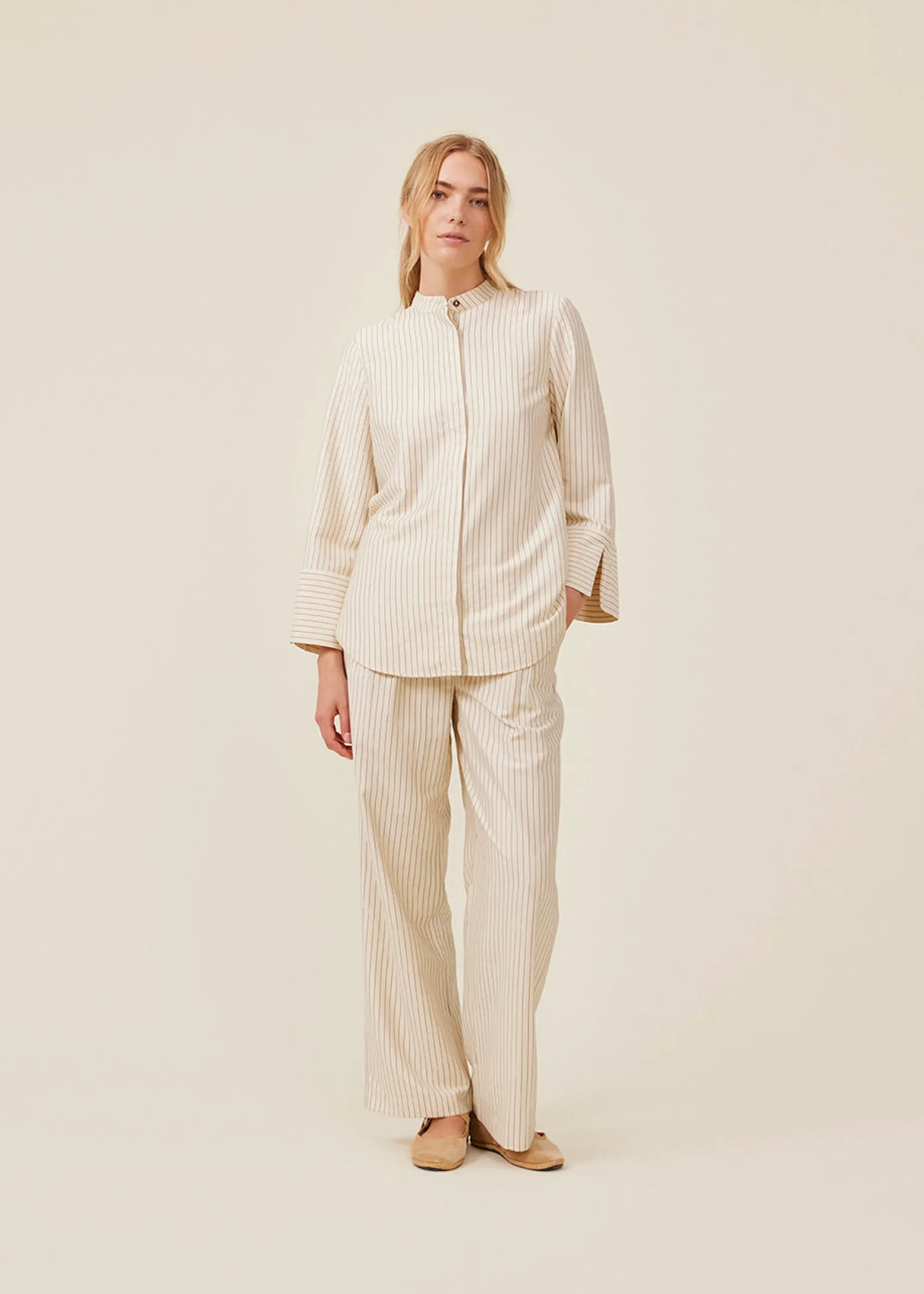 Modström IsabelMD pants - Summer Sand Pinstripe< Bukser