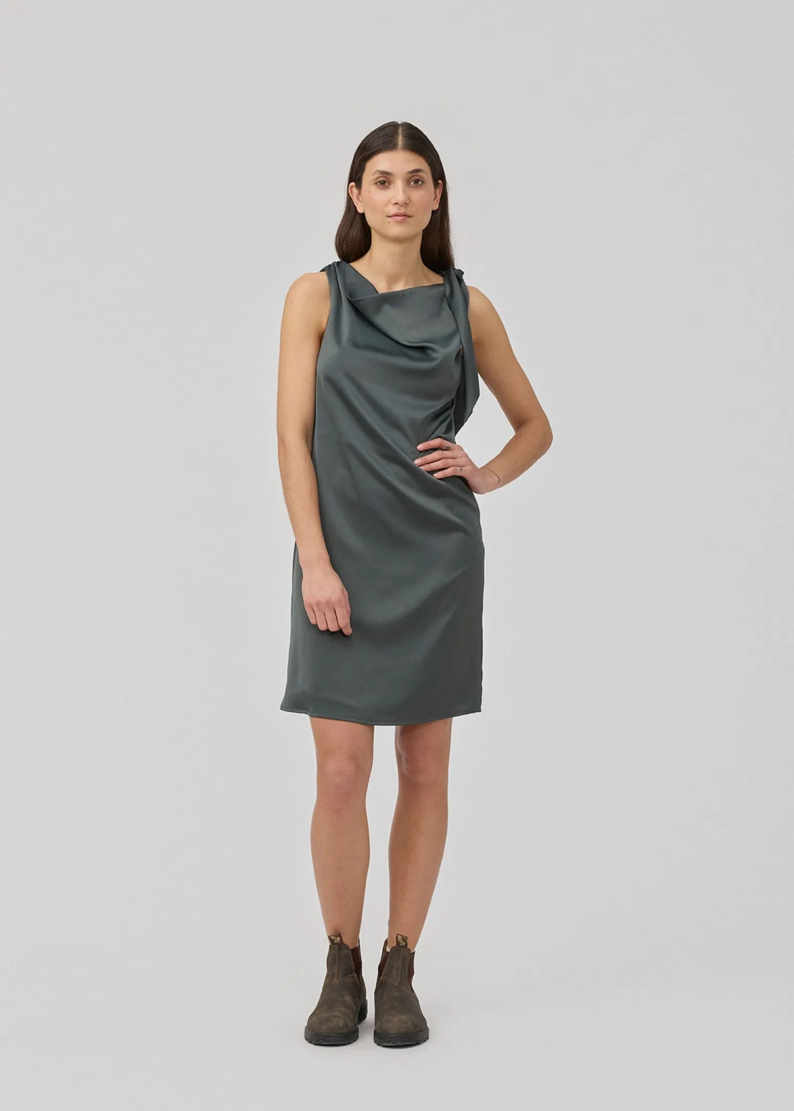 Modström KatjaMD dress - Harbor Green< Kjoler