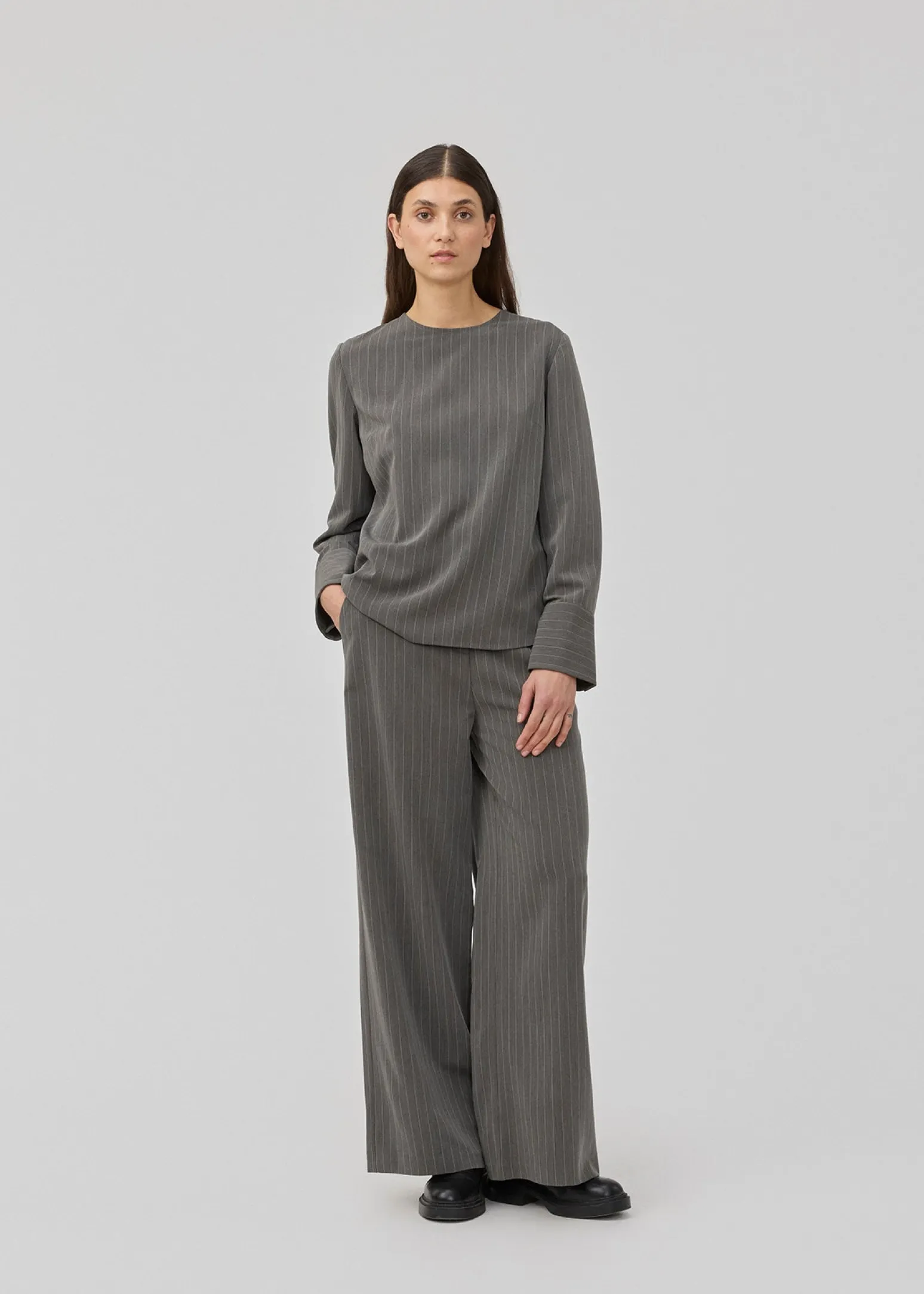 Modström KemmaMD pants - Grey Pinstripe< Bukser