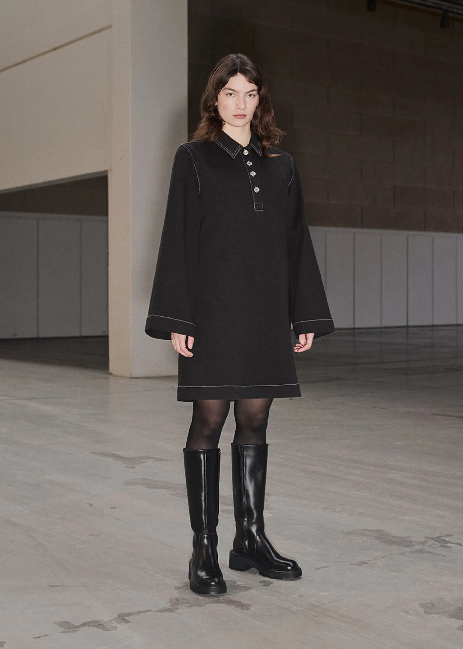 Modström KonradMD dress - Washed Black< Kjoler