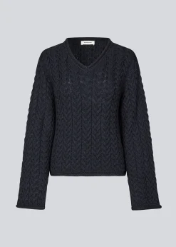 Modström KurtisMD v-neck - Navy Sky< Strik & Bluser