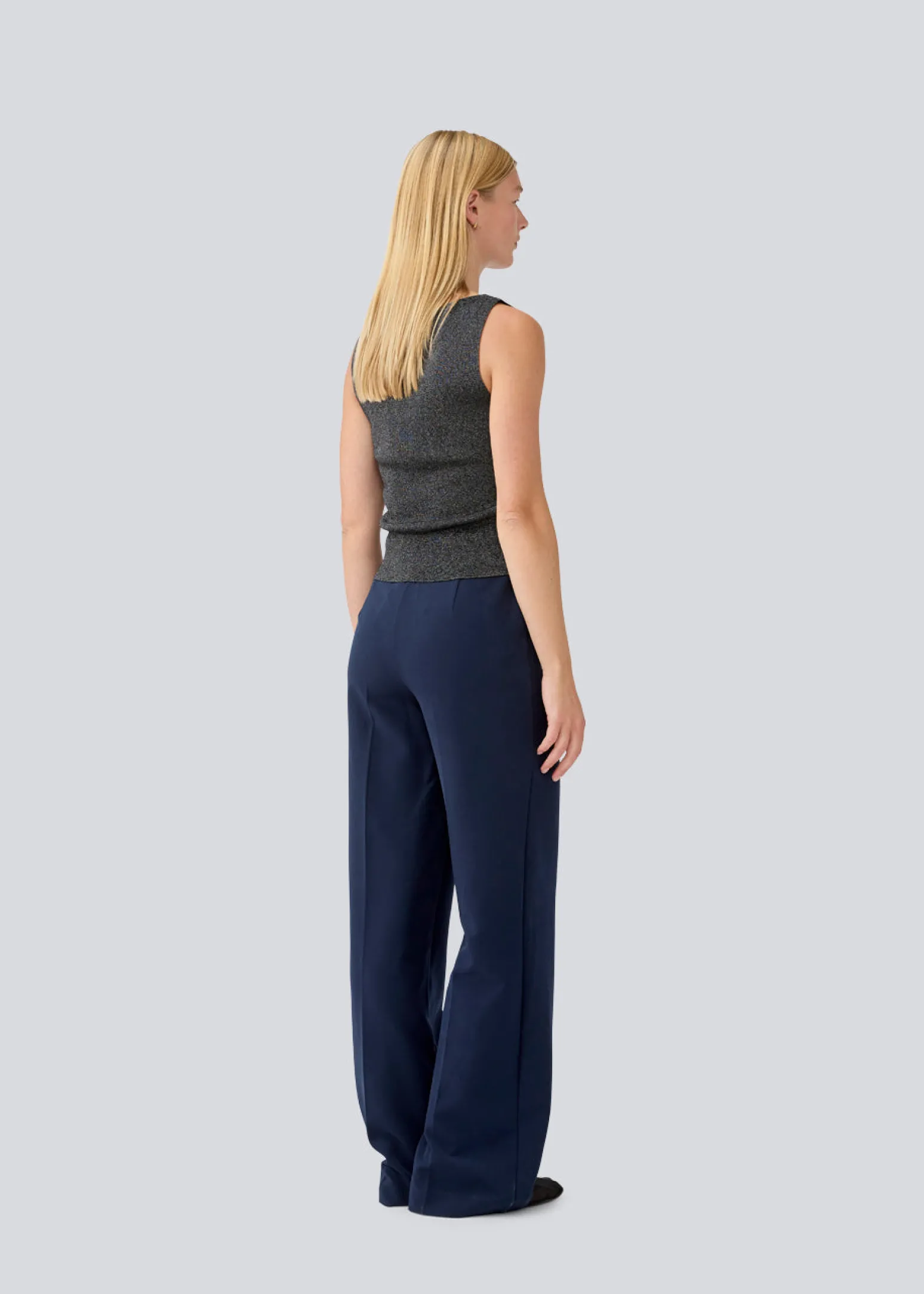 Modström LuckyMD top - Dark Silver< Toppe