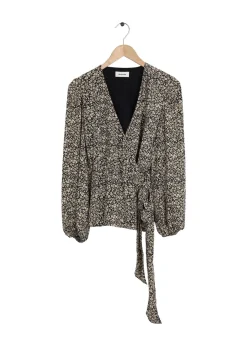 Modström Preloved Theodora print top, varen er en brugt style - Black fairytale flower< Preloved