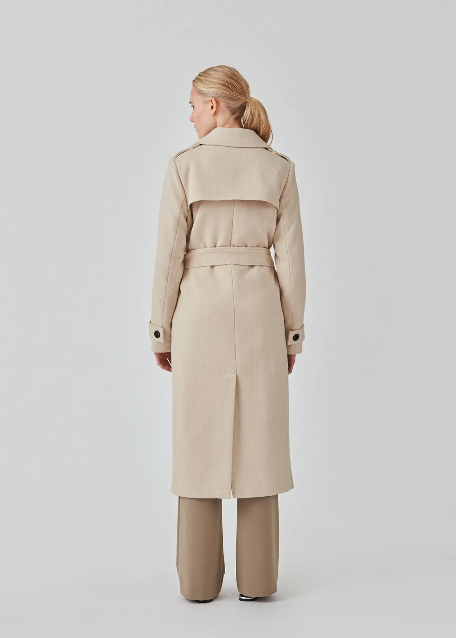 Modström ShayMD coat - Summer Sand< Frakker & Jakker